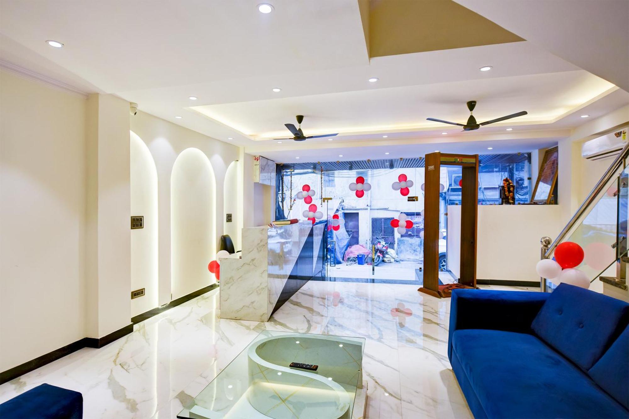 Hotel Surya Plaza New Delhi Extérieur photo