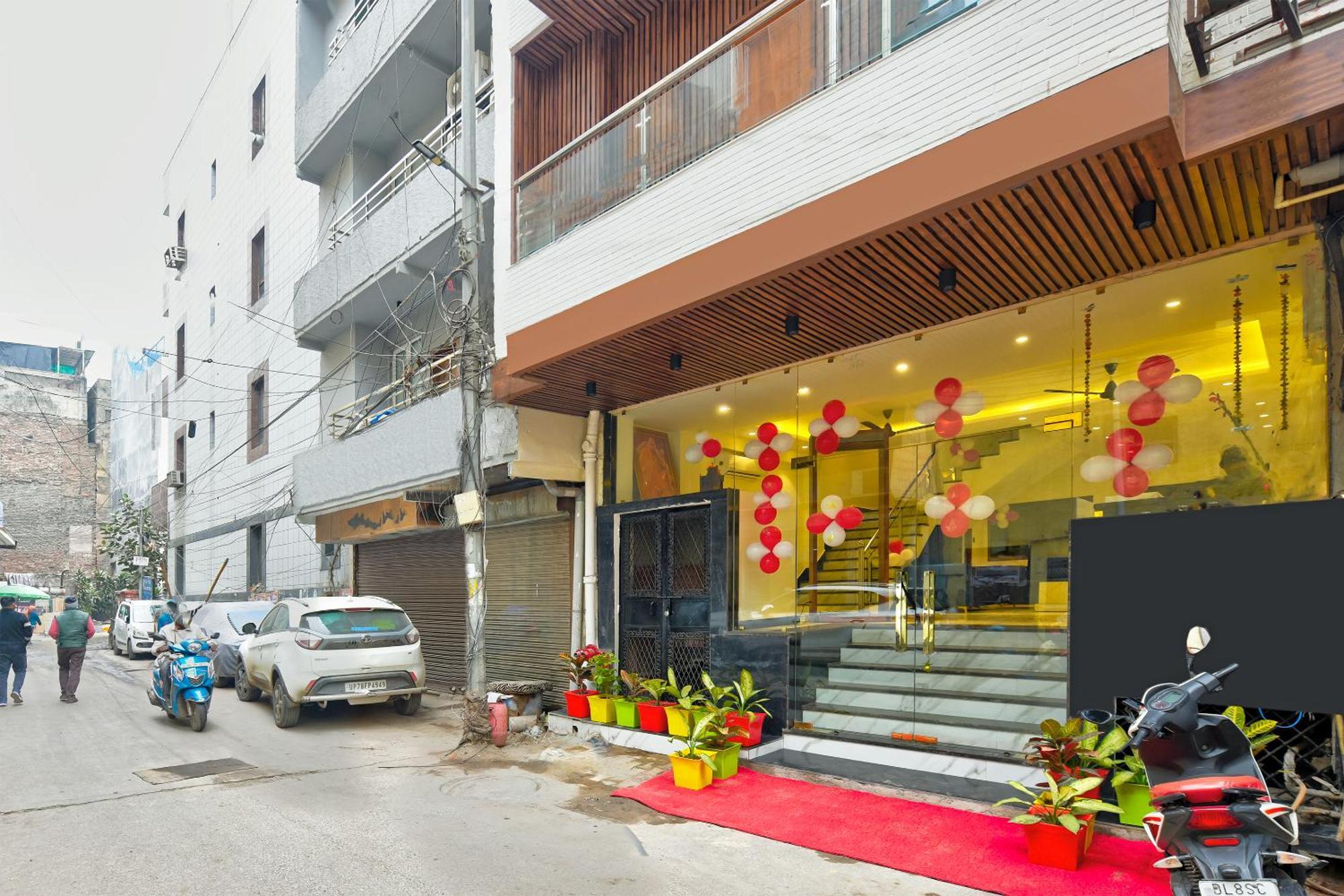 Hotel Surya Plaza New Delhi Extérieur photo